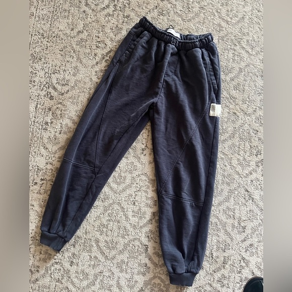 3 boys pants. 2 from Zara and 1 from children’s place. - Picture 3 of 8